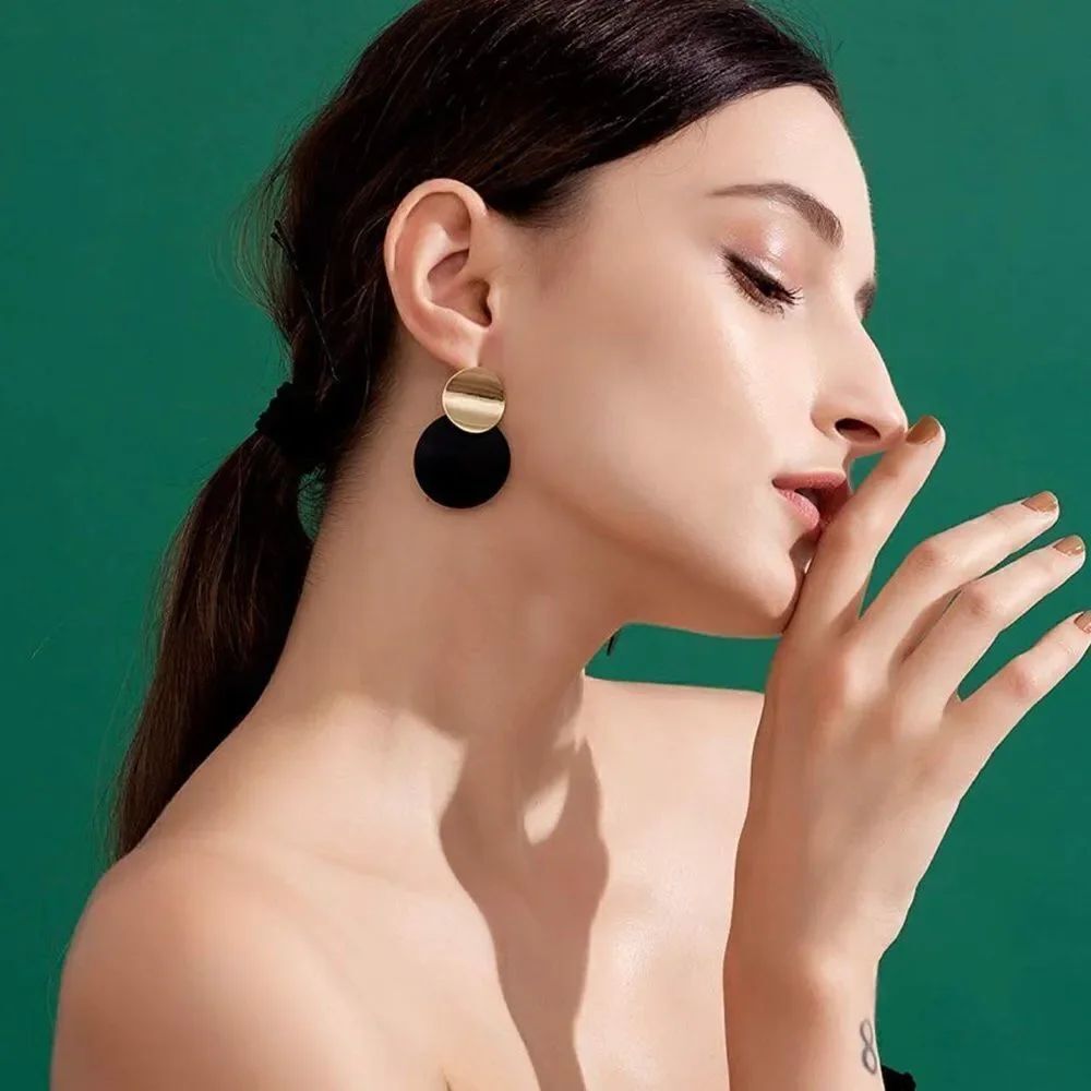 ✨ Round Curved Dangle Earrings ✨
